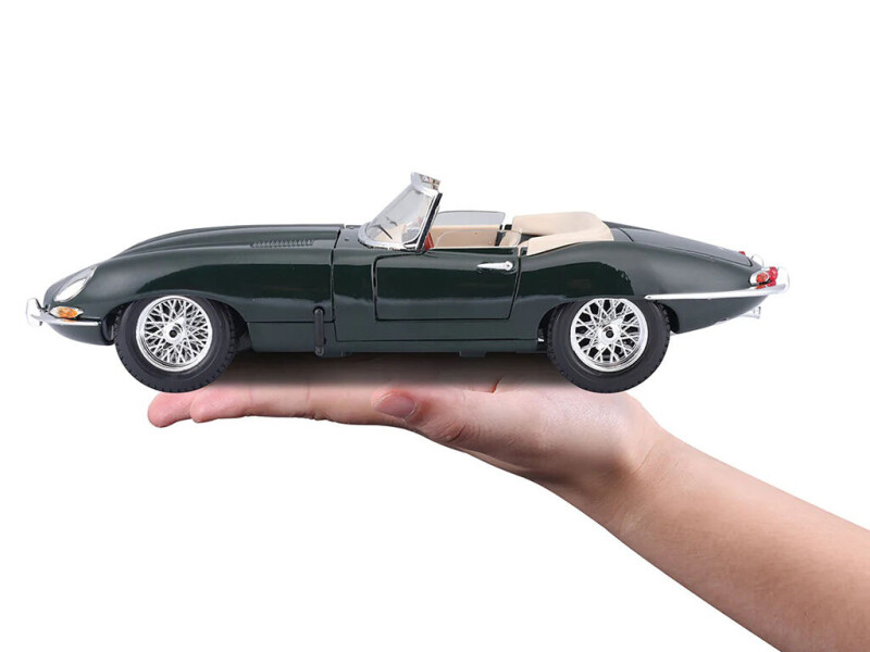 Bburago Jaguar E Cabriolet 1961 1:18 zelený